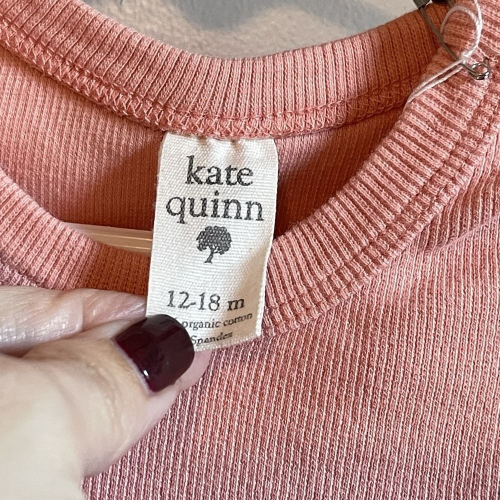 Kate Quinn 2 pc Gold Hearts on Peach Bodysuit & Pants | Organic Cotton | 12-18m - Picture 3 of 5
